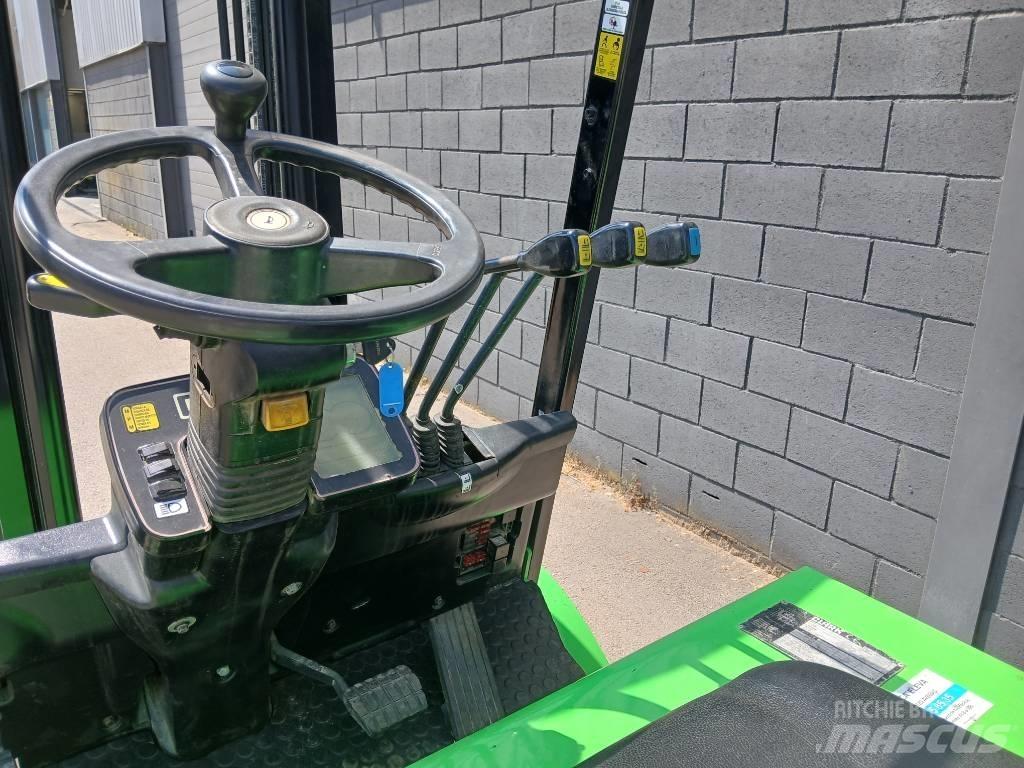 Clark EPX 25 Elektriskie iekrāvēji