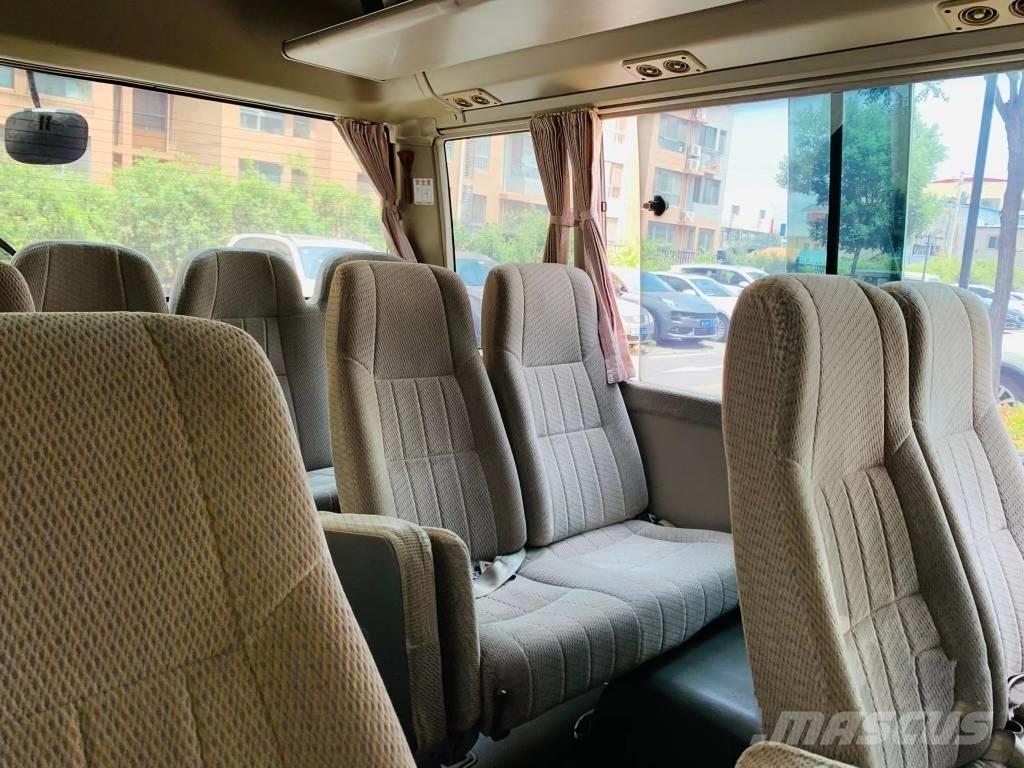 Toyota Coaster Bus Mikroautobusi