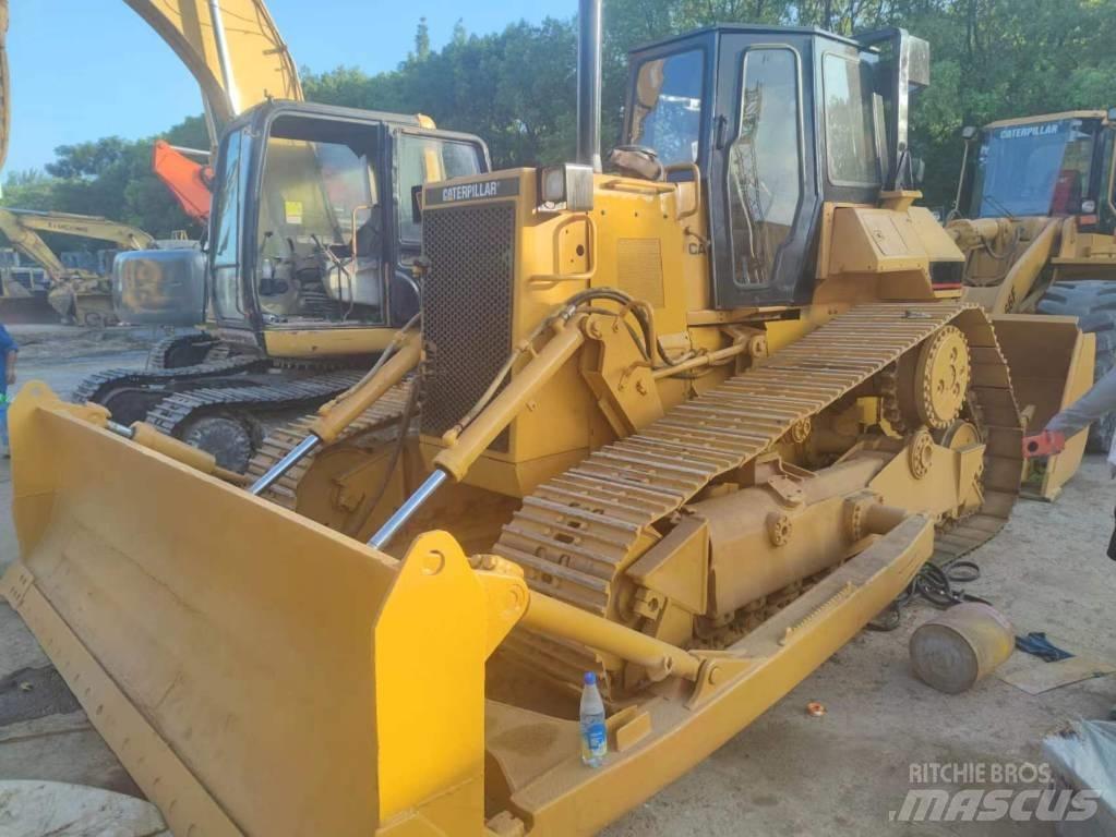 CAT D 6 R Kāpurķēžu buldozeri