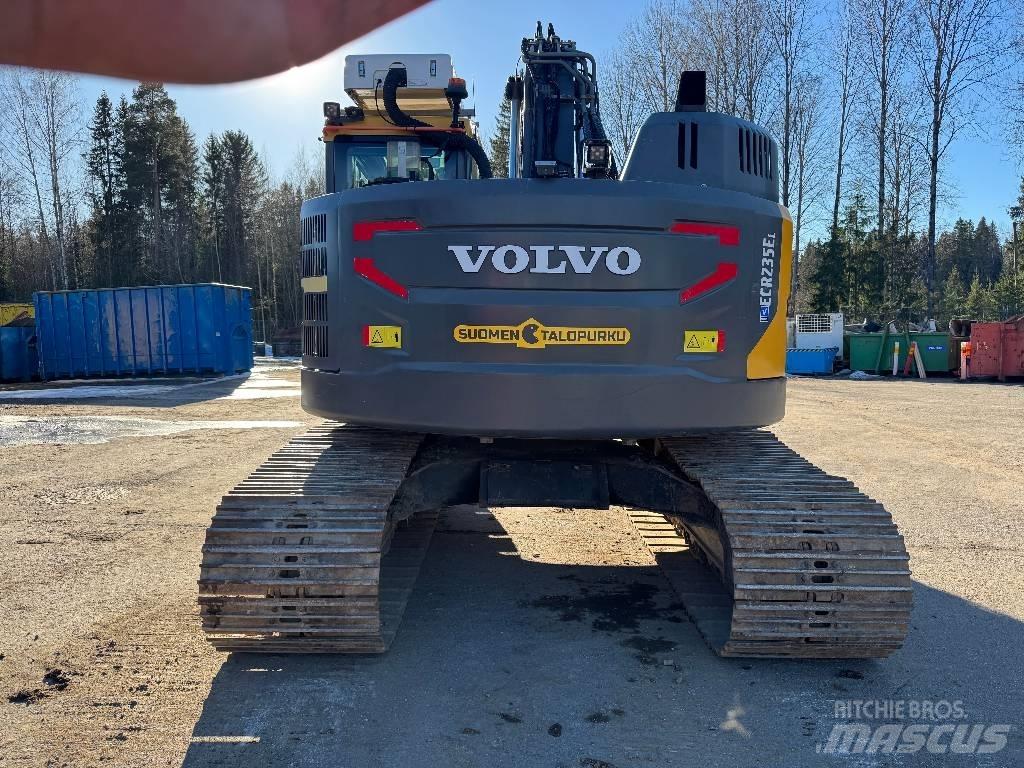 Volvo ECR235EL Kāpurķēžu ekskavatori