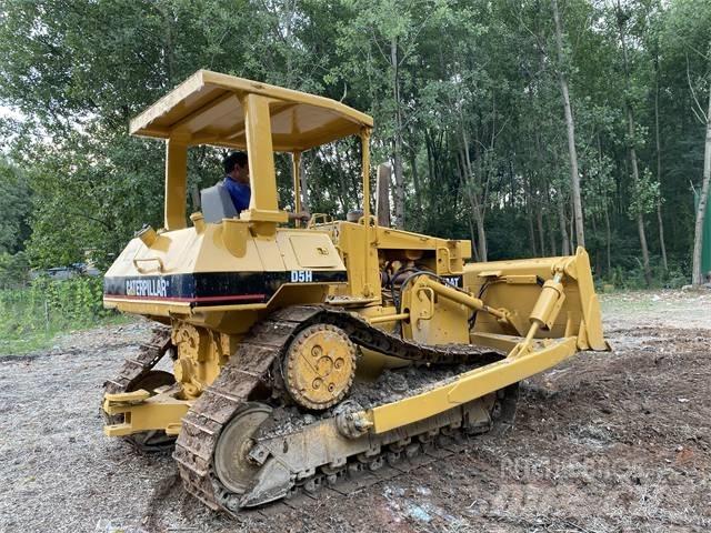 CAT D5G Kāpurķēžu buldozeri