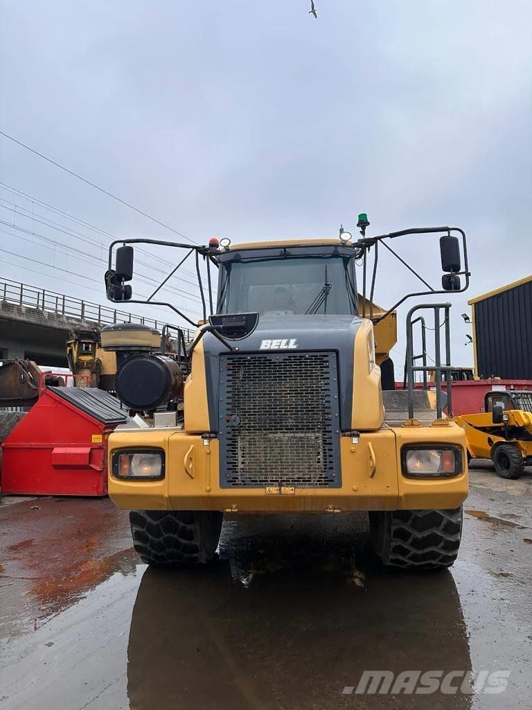 Bell B 40 D Artikulētie pašizgāzēji