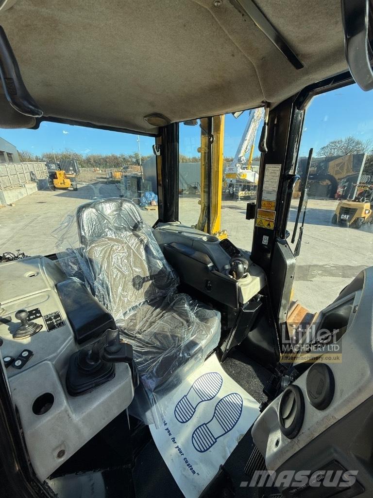 CAT D 6 N LGP Kāpurķēžu buldozeri