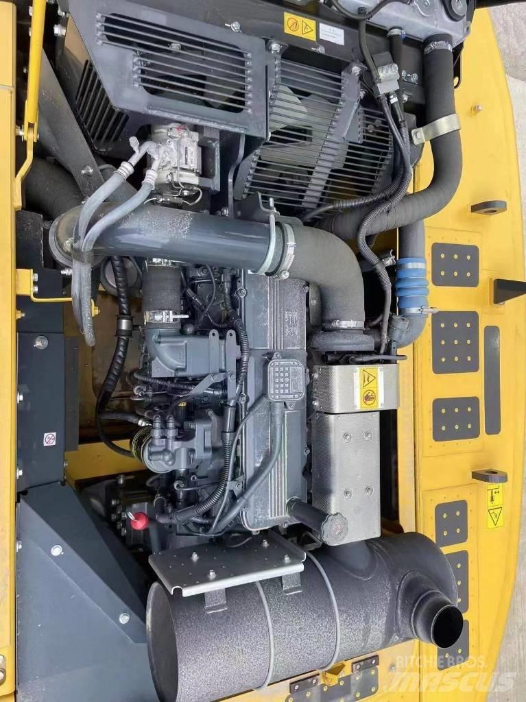 Komatsu PC 390 LC-10 Kāpurķēžu ekskavatori