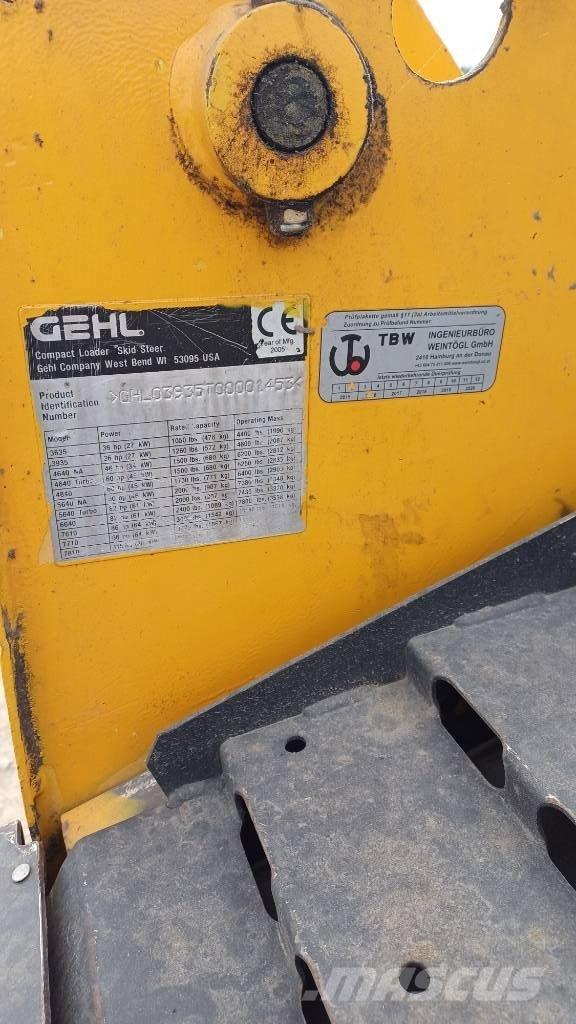 Gehl 3935 Lietoti riteņu kompaktiekrāvēji