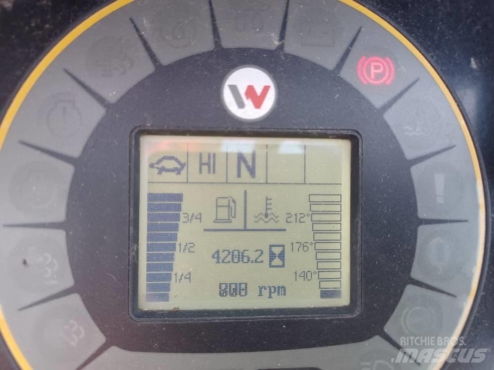 Neuson DW 60 Mini pašizgāzēji