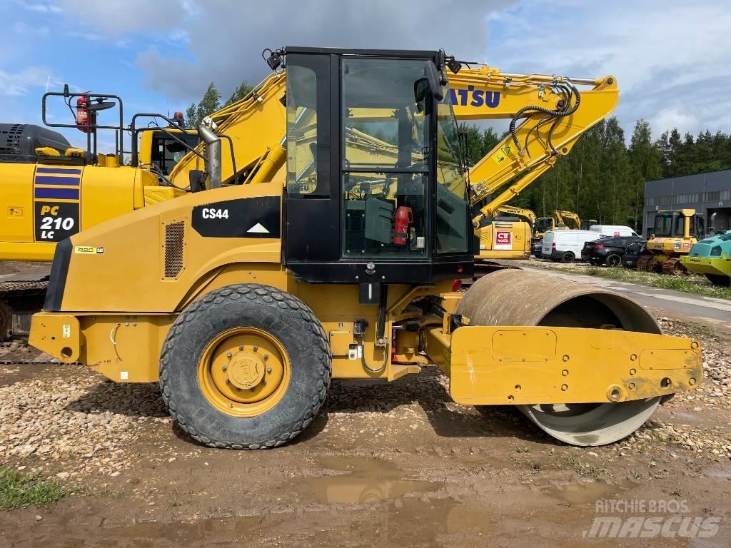 CAT CS44 Vienvalča grunts veltņi
