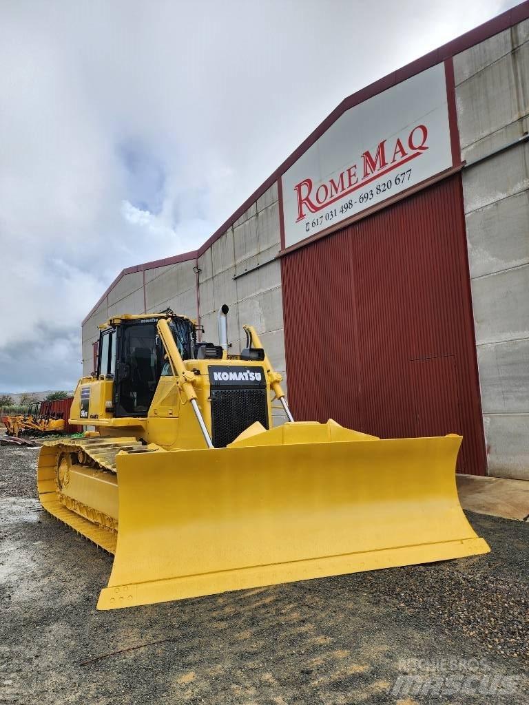 Komatsu D 65 PX-17 Kāpurķēžu buldozeri