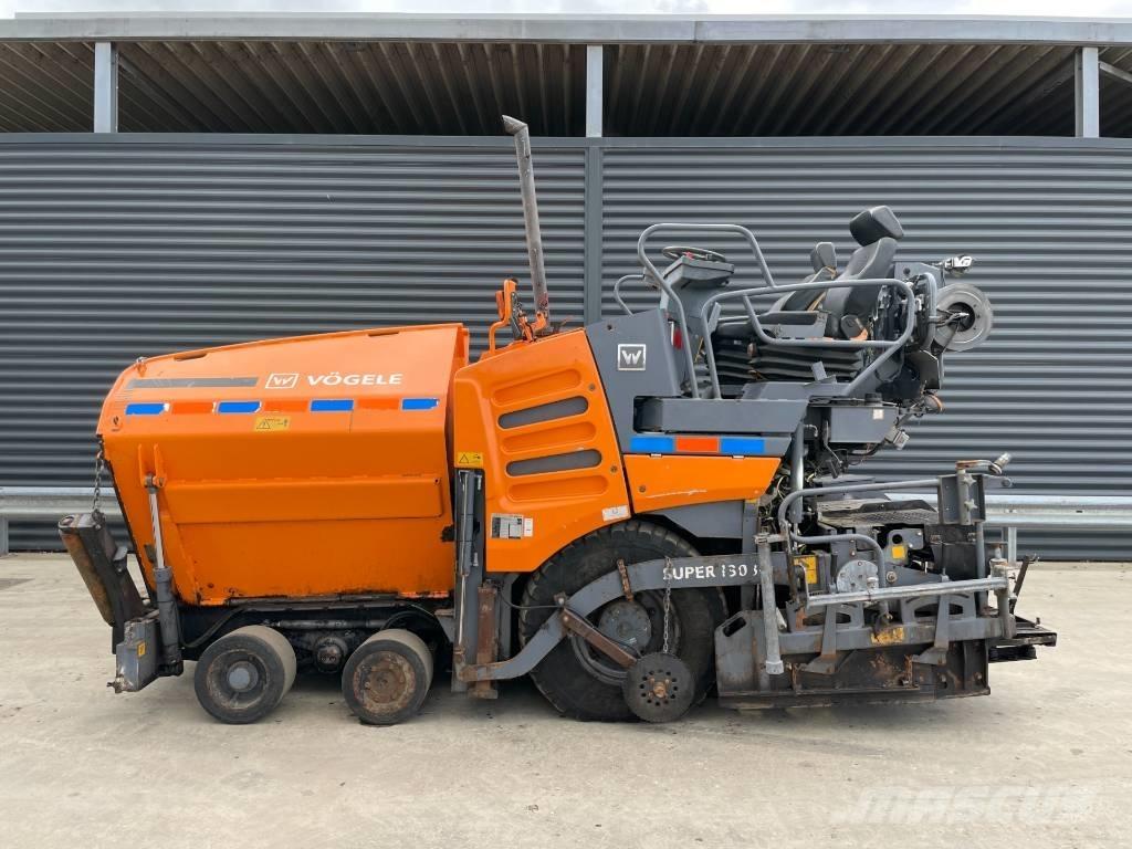 Vögele SUPER 1303-3I Asfalta klājēji