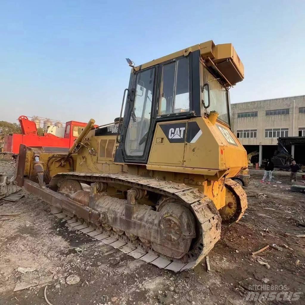 CAT D 6 G Kāpurķēžu buldozeri