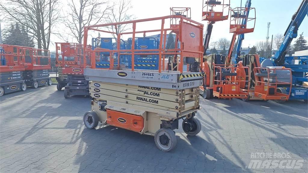 JLG 2646ES Šķerveida pacēlāji