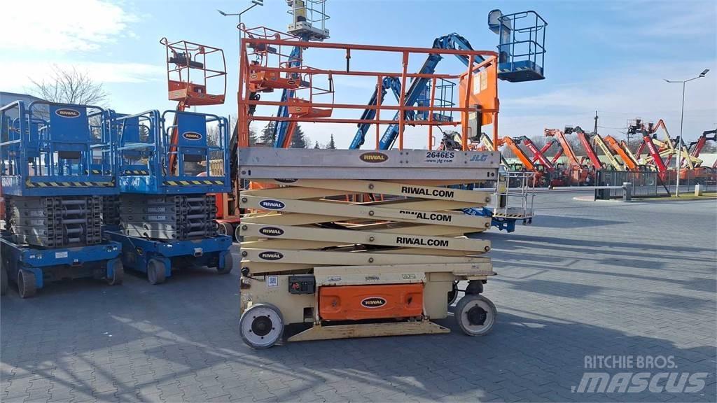 JLG 2646ES Šķerveida pacēlāji