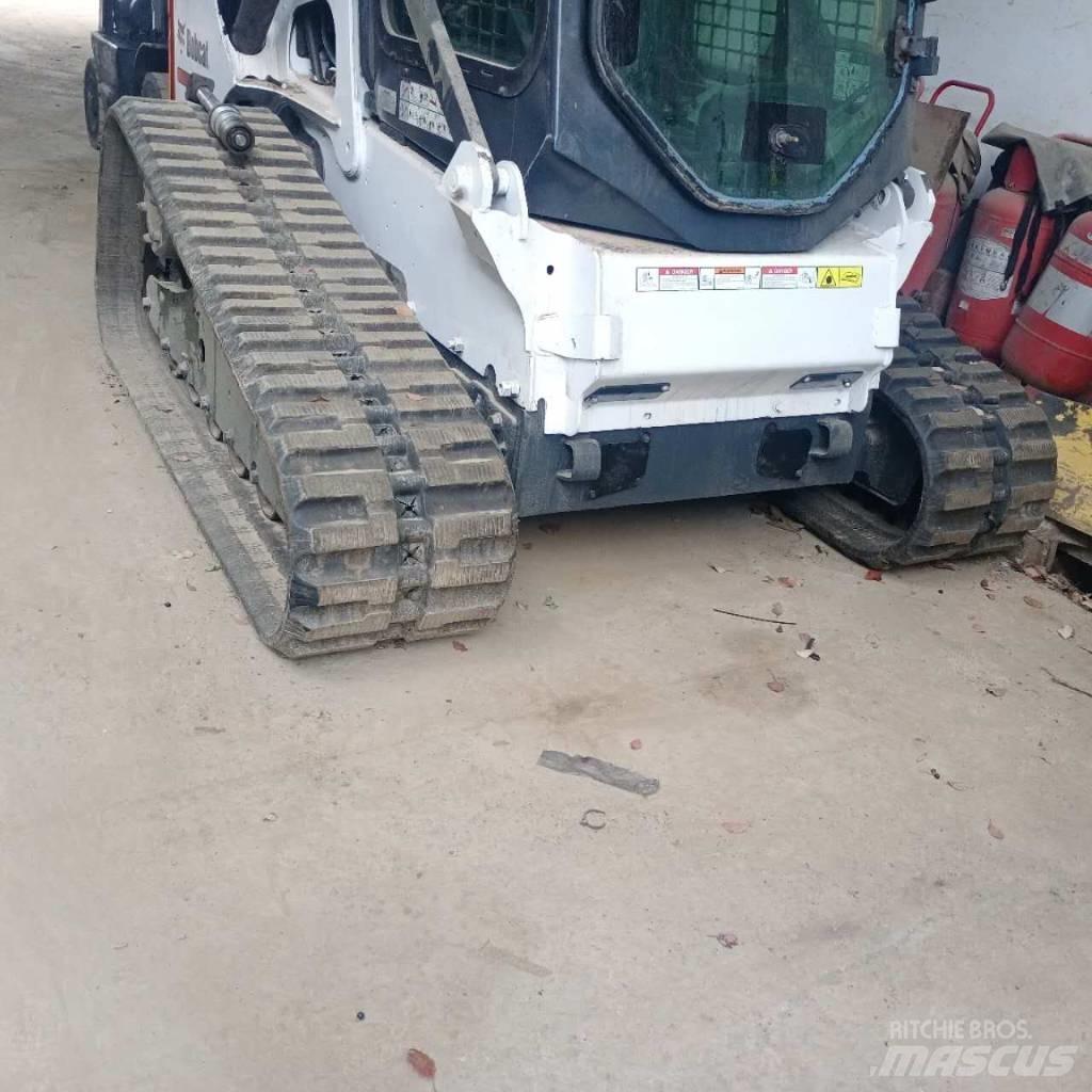 Bobcat T 770 Lietoti riteņu kompaktiekrāvēji