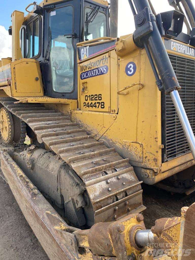 CAT D 6 R XL III Kāpurķēžu buldozeri