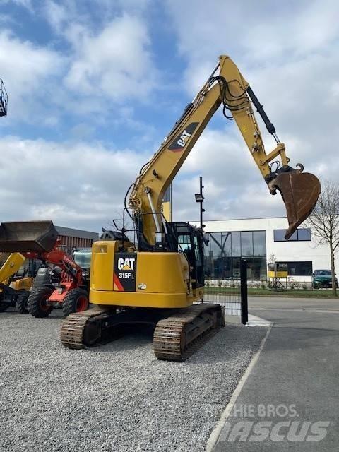 Hitachi 135US-6 Kāpurķēžu ekskavatori