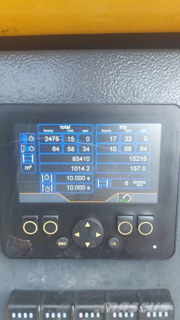 Putzmeister P 720 TD Kravas mašīna- betona sūknis