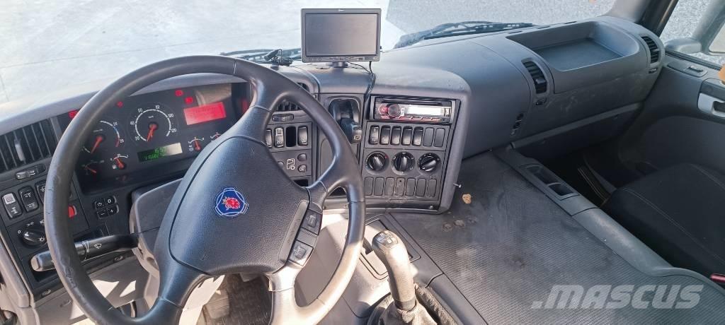 Scania P 310 Smagās mašīnas ar celtni