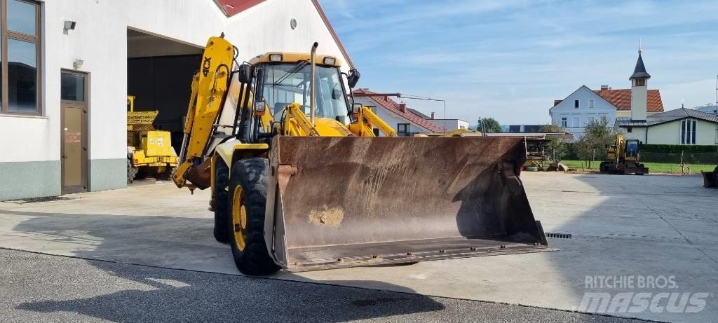 JCB 4cx Ekskavatori-iekrāvēji