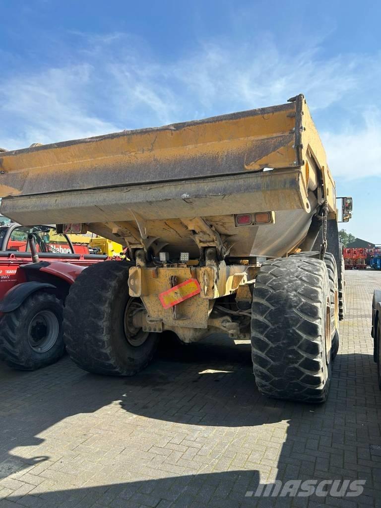 Volvo A 40 D Artikulētie pašizgāzēji