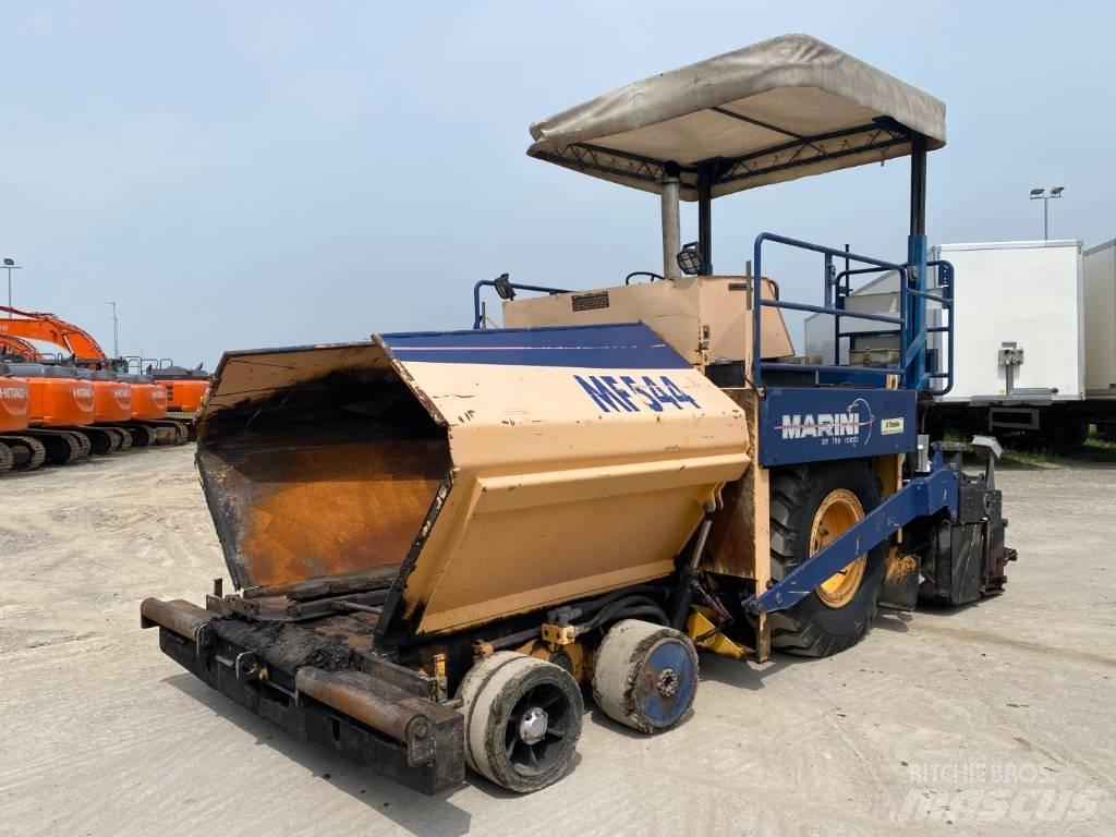 Marini MF544 WD Asfalta klājēji