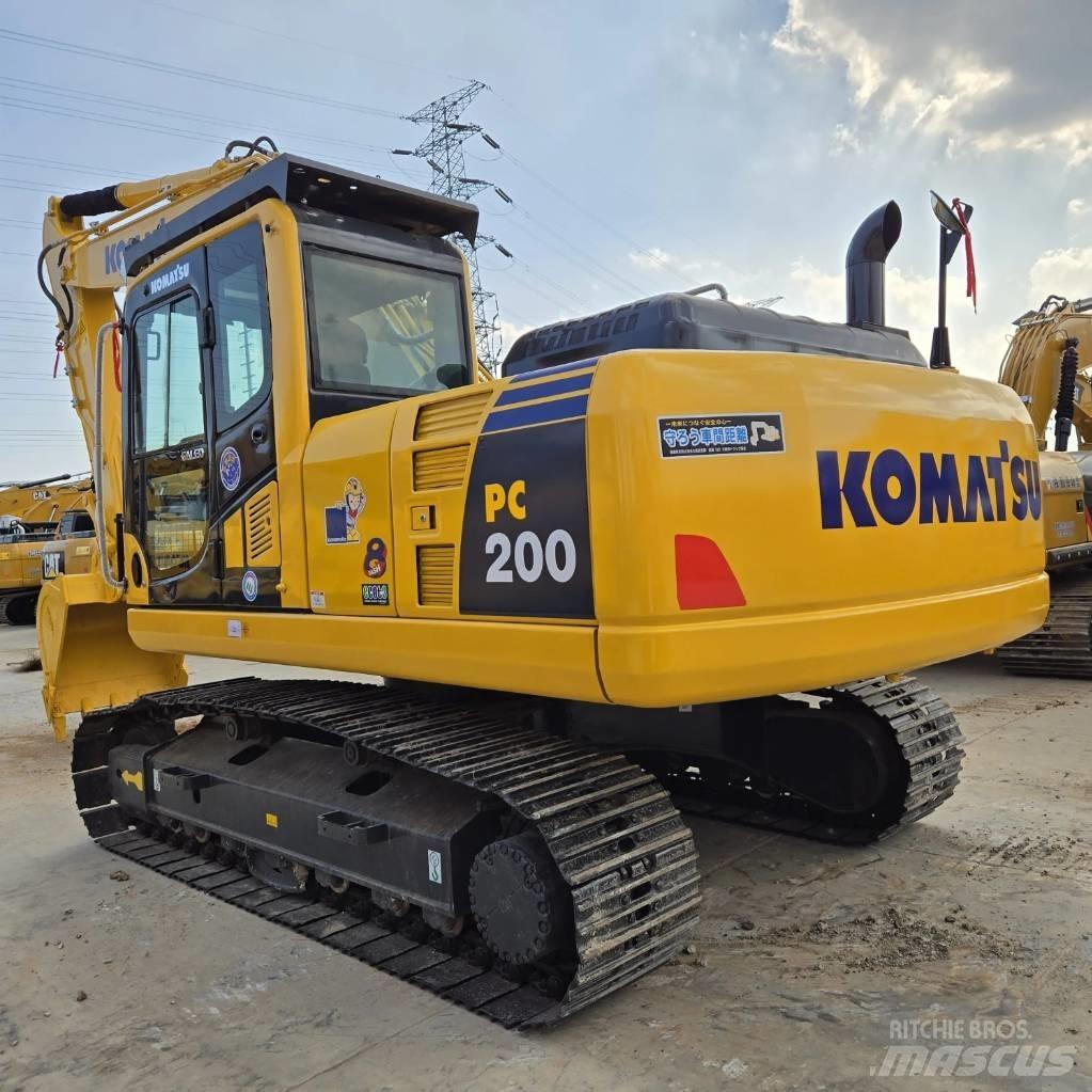 Komatsu PC 200-8 Kāpurķēžu ekskavatori