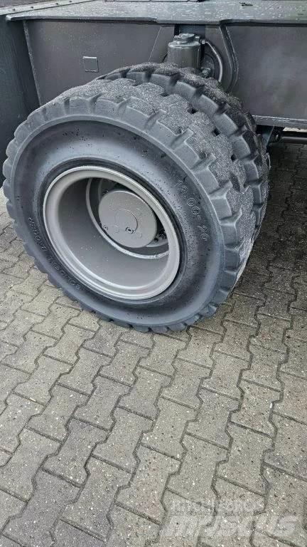 Sennebogen 835MD Industriālie iekrāvēji