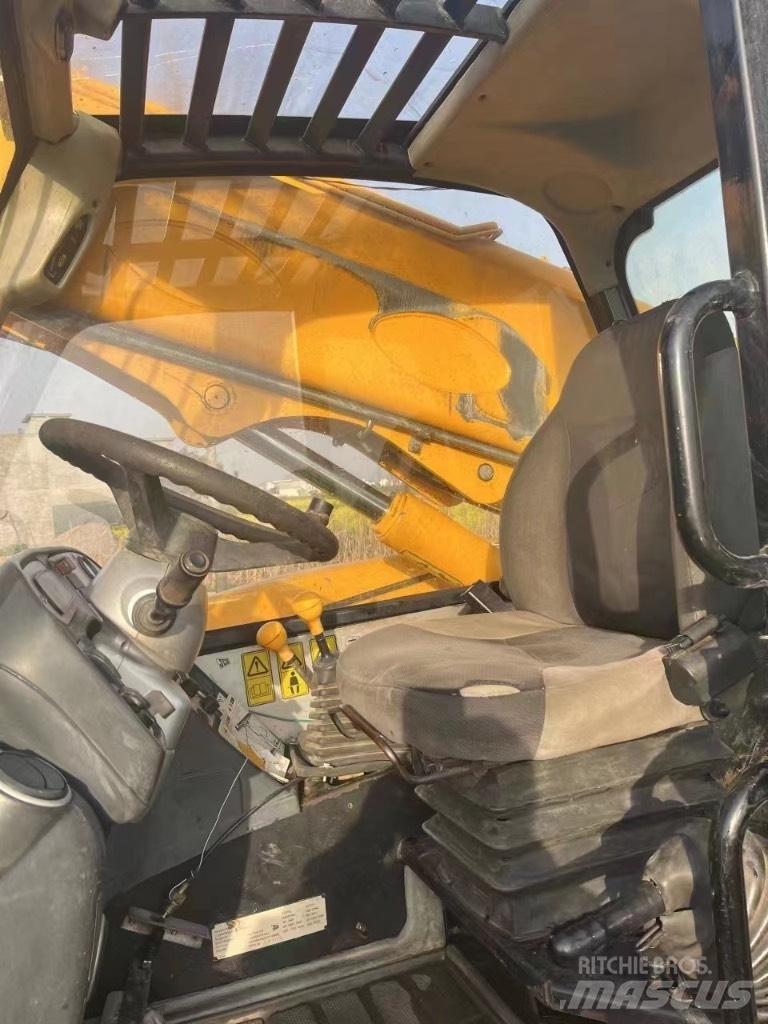 JCB 535-95 Teleskopiskie manipulatori