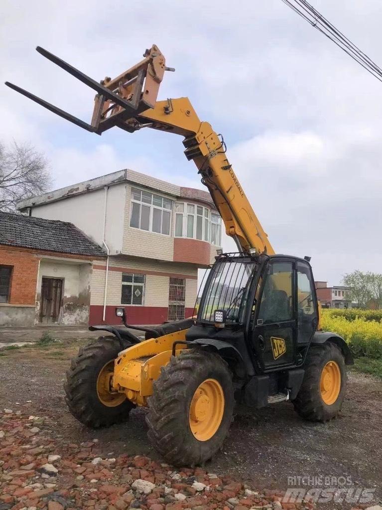 JCB 535-95 Teleskopiskie manipulatori