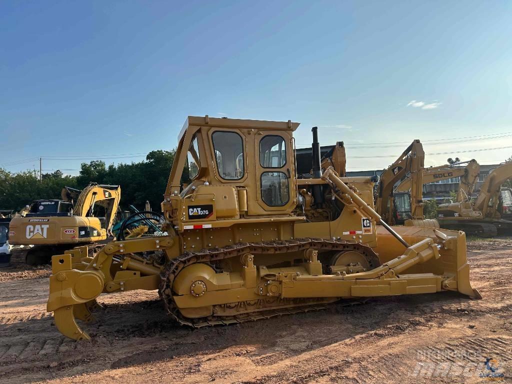 CAT D 7 G Kāpurķēžu buldozeri