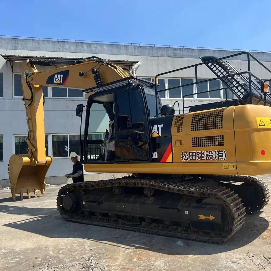 CAT 330 D Kāpurķēžu ekskavatori