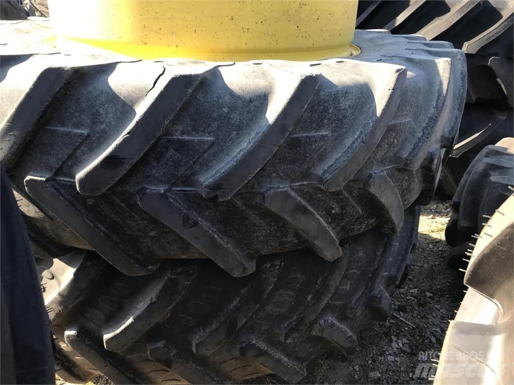 Michelin 520/85R46 Riepas, riteņi un diski