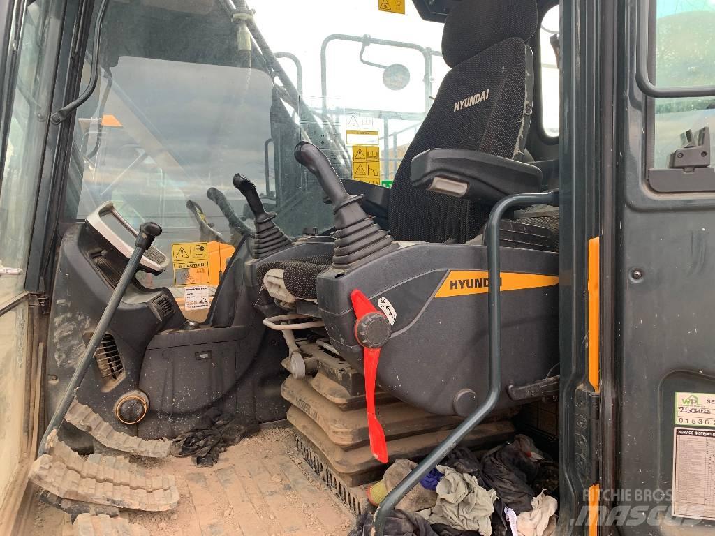Hyundai HX220A L Kāpurķēžu ekskavatori