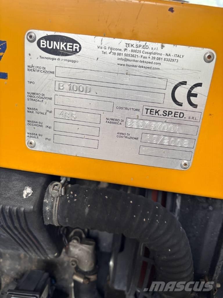  BUNKER B100D Kravas mašīna- betona sūknis