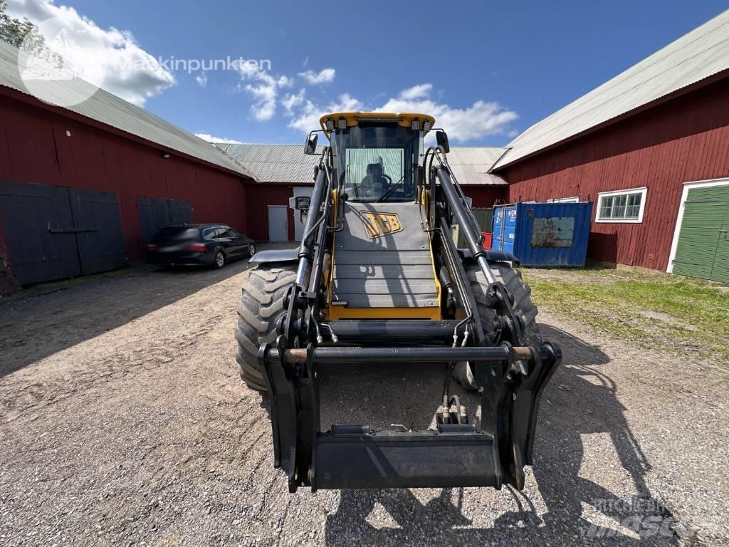 JCB 412 Iekrāvēji uz riteņiem