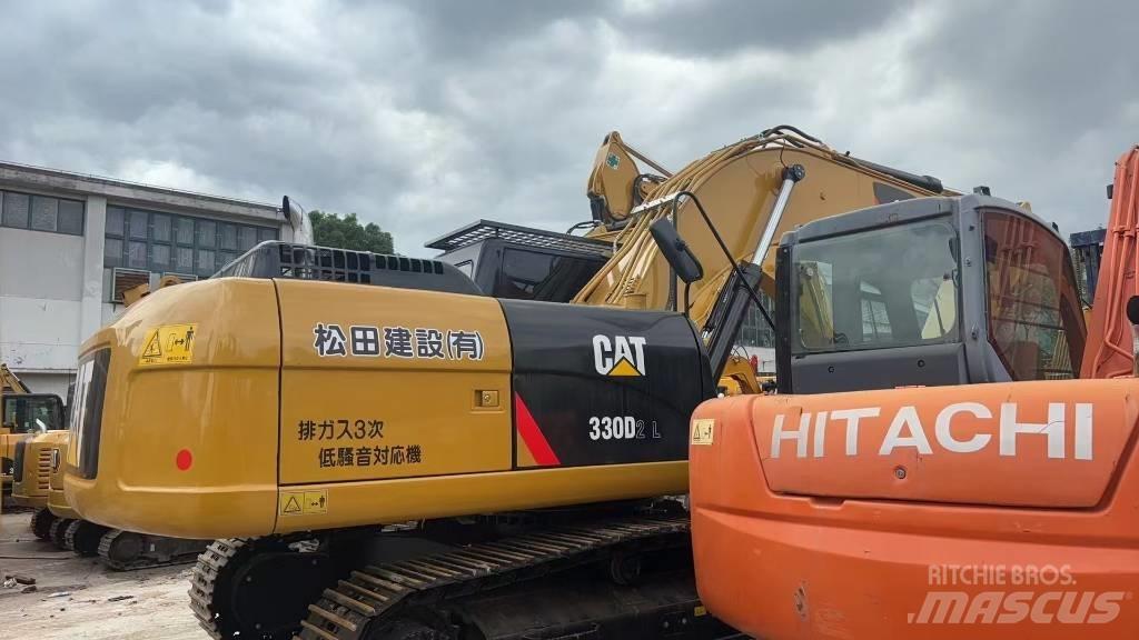 CAT CAT330D2L Vidēja lieluma ekskavatori 7 t - 12 t