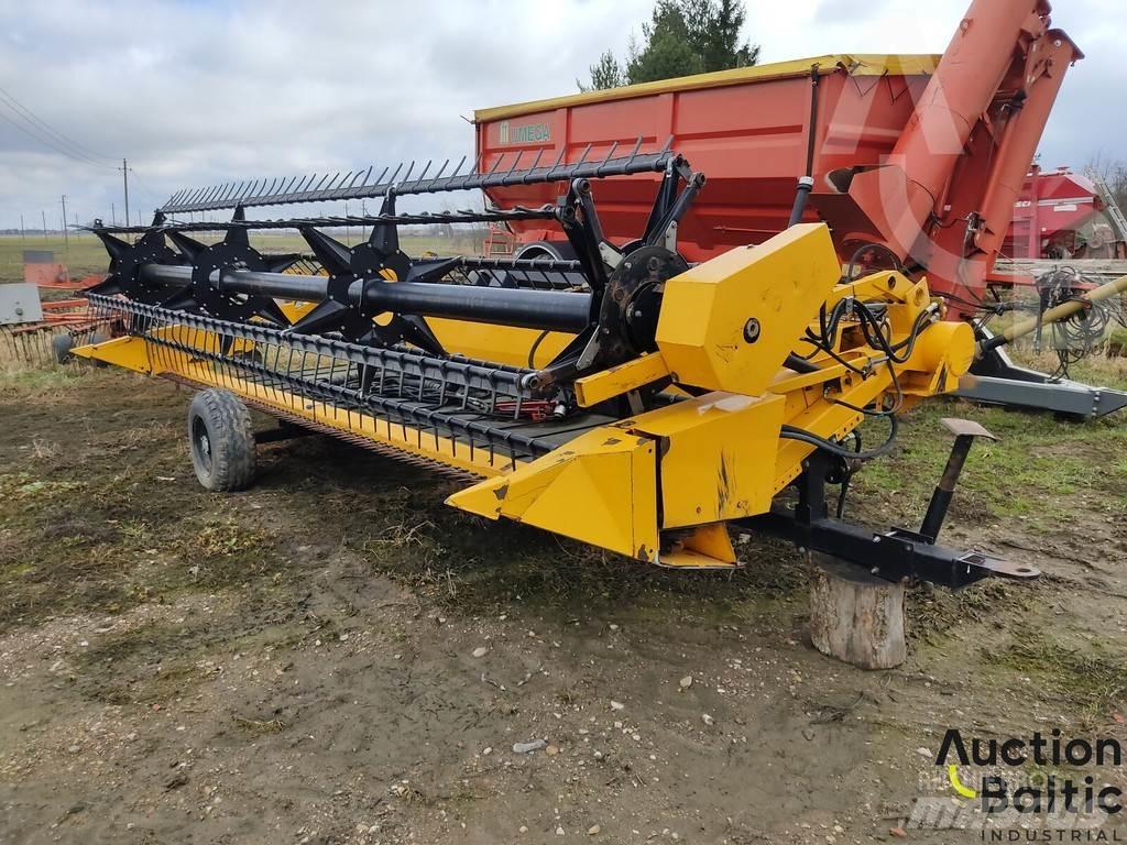 CLAAS P 420 Mauriņa traktors