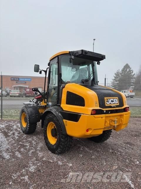 JCB 409 Iekrāvēji uz riteņiem