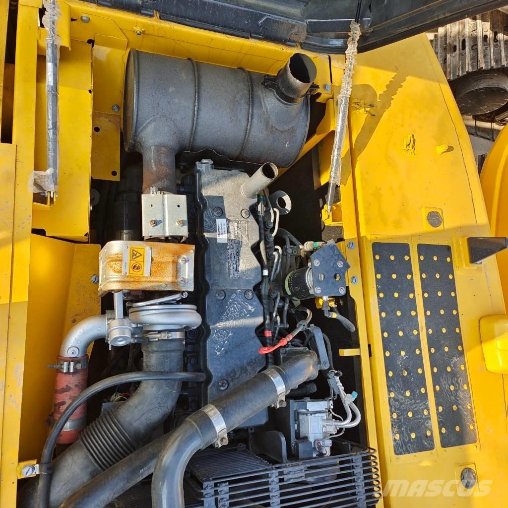 Komatsu PC 220 Kāpurķēžu ekskavatori