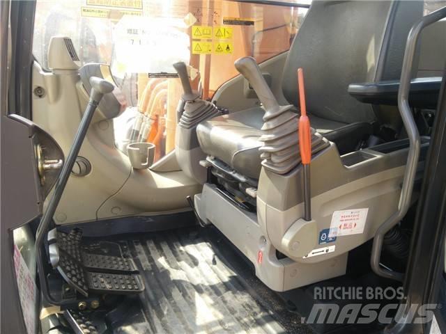 Hitachi ZX 200 Kāpurķēžu ekskavatori