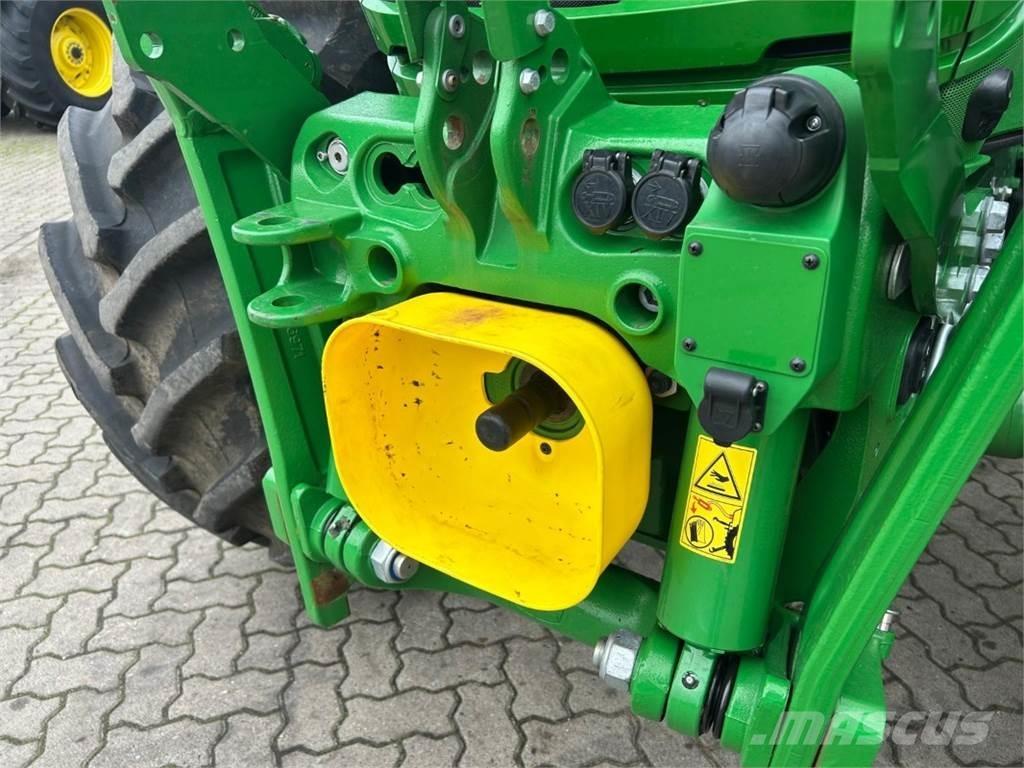 John Deere 6R 155 Traktori