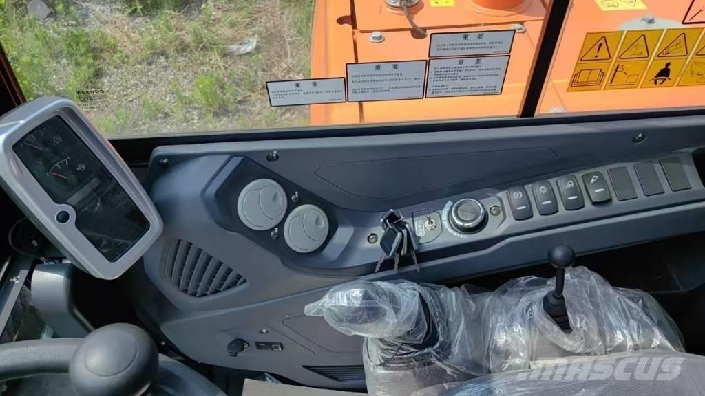 Develon DX60W ECO Ekskavatori uz riteņiem