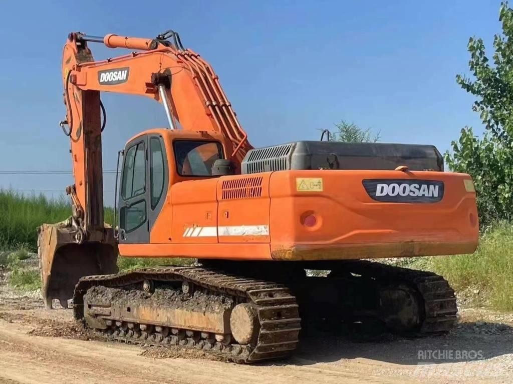 Doosan DX 420 Kāpurķēžu ekskavatori