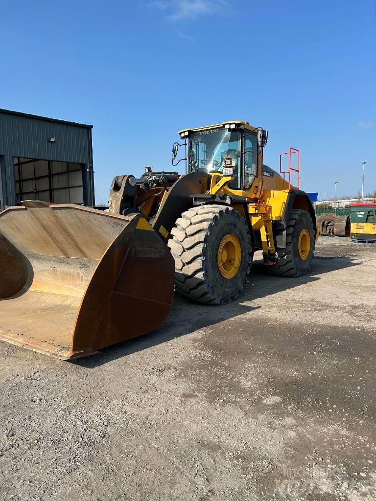 Volvo L 260 H Iekrāvēji uz riteņiem