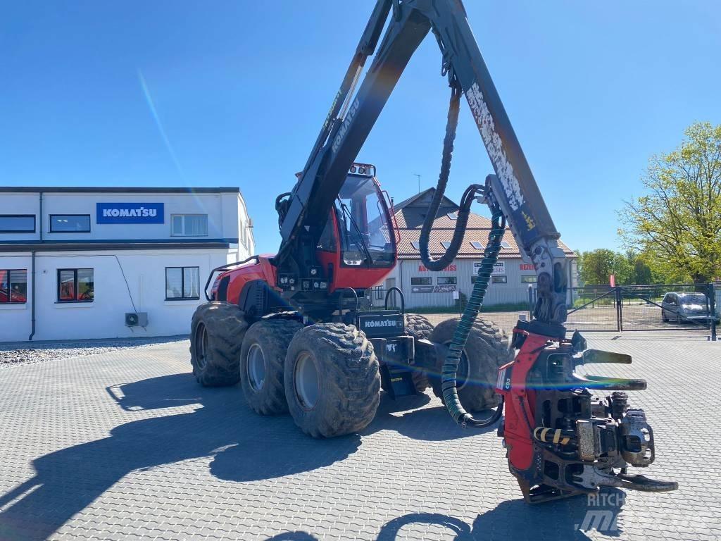 Komatsu 911 Harvesteri