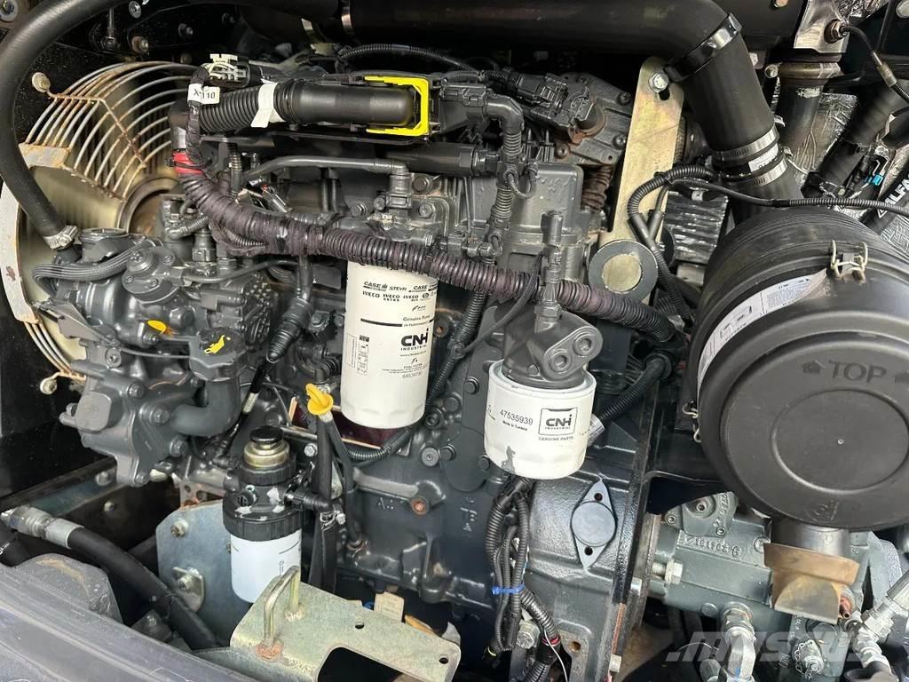 CASE 21F Iekrāvēji uz riteņiem