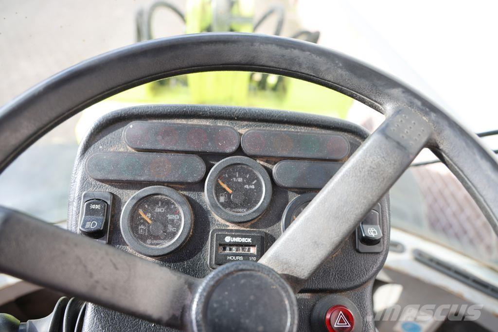 Paus SL755 Iekrāvēji uz riteņiem