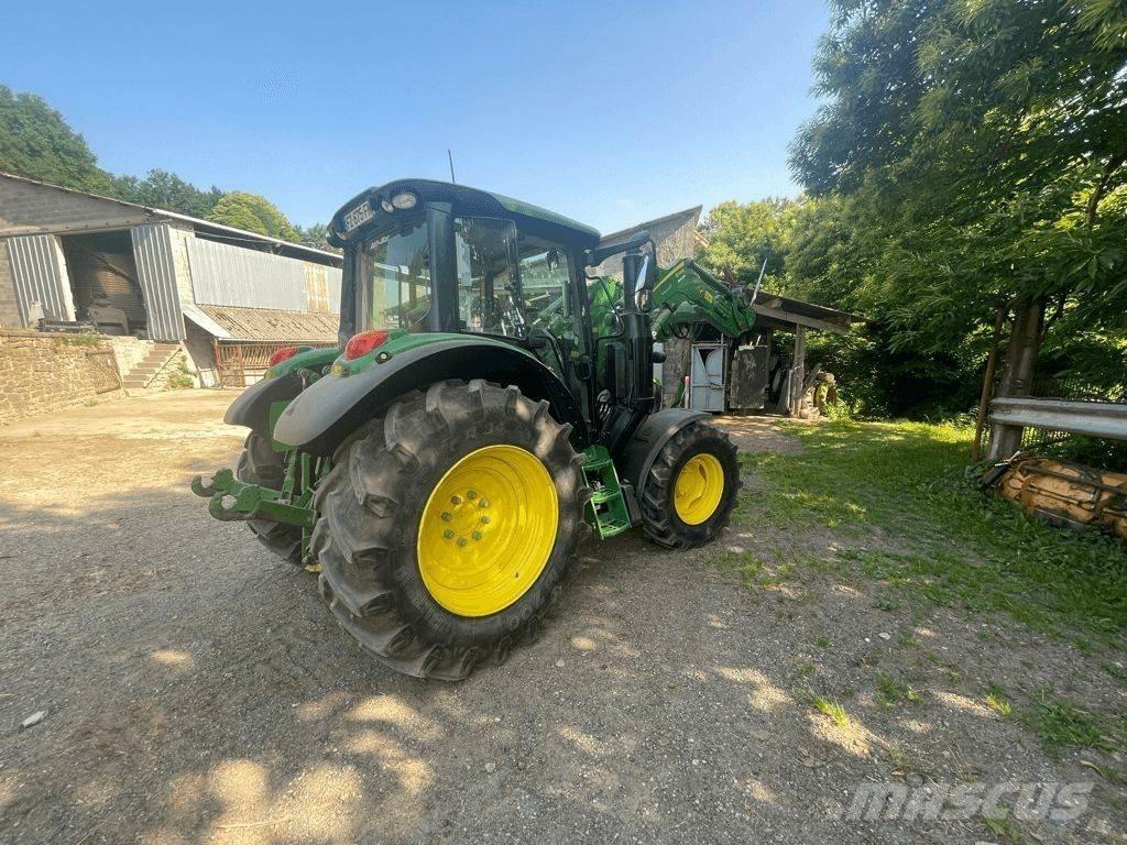 John Deere 6120 M Traktori