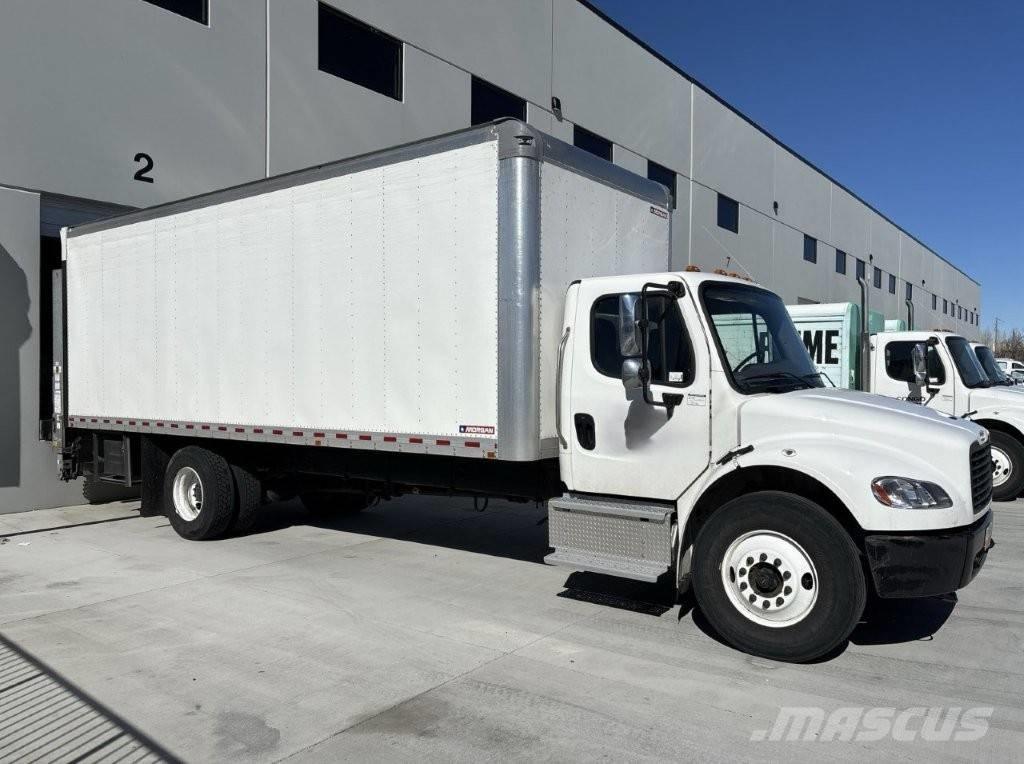 Freightliner M2 Furgons