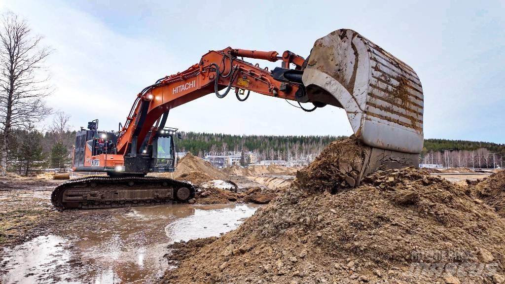 Hitachi ZX530LCH-7 Kāpurķēžu ekskavatori