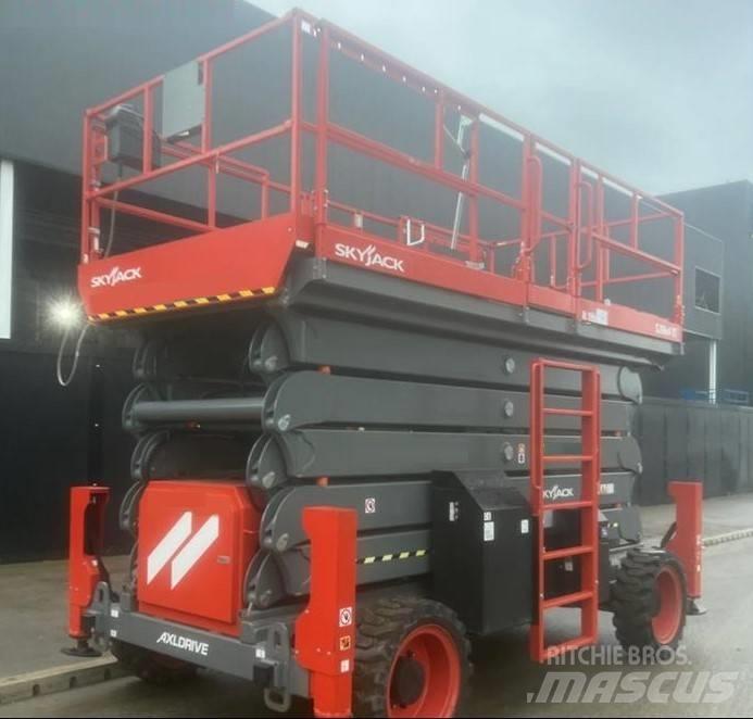 SkyJack SJ9664RT Šķerveida pacēlāji